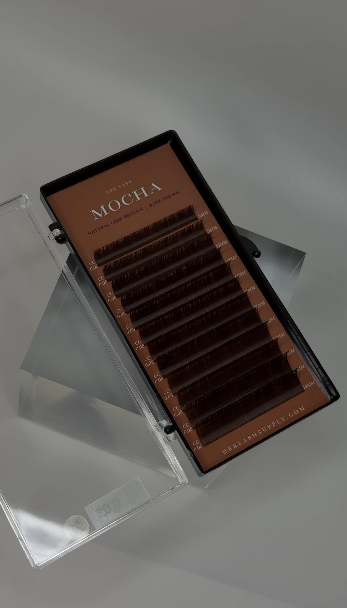 DARK BROWN LASHES | MOCHA 0.07 (14-19mm mixed trays)